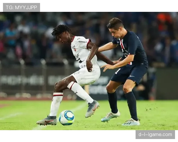 卡马文加体能爆发助球队强势回暖，迎战劲敌展现关键作用