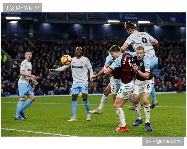 贾罗德·鲍文闪耀英超赛场，助西汉姆联延续强势表现