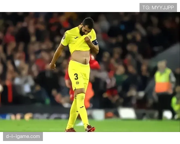 西甲黄潜青训新星表现稳健，未来潜力引多方关注